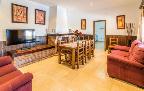 Las Lagunillas House | Beautiful Home In Priego De Cordoba