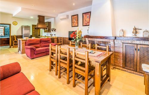 Las Lagunillas House | Beautiful Home In Priego De Cordoba