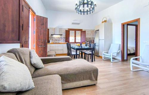 Adamuz House | Beautiful Home In Adamuz