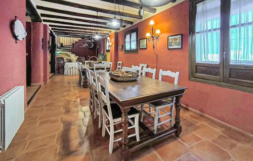 Almedinilla House | Beautiful Home In Almedinilla