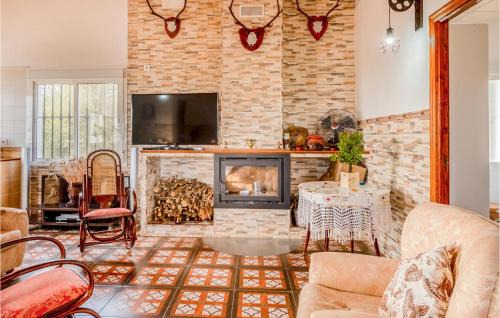 Alcolea del Rio House | Beautiful Home In Alcolea Del Rio