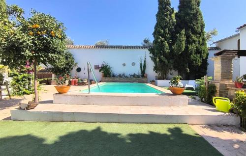 Puente Genil House | Beautiful Home In Puente Genil