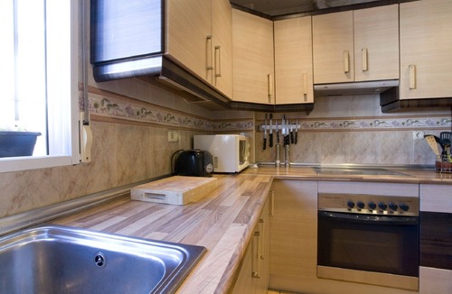 Ambroz House | Beautiful house in Granada just 10min from the center + (PARKING IN THE CENTER) + WIFI