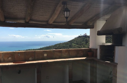 Sayalonga Villa | beautiful modern villa sea view in Sayalonga