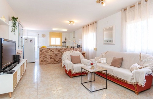 El Mas Mora House | Beautiful private villa for 6 people with private pool, WIFI, TV and terrace