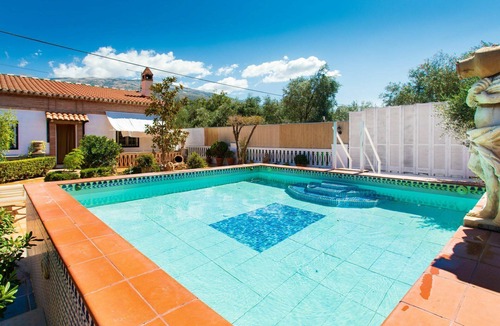 Niguelas House | Beautiful private villa for 6 guests with WIFI, private pool, A/C, TV and patio
