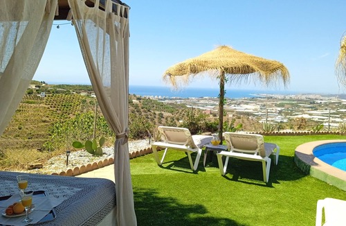 Algarrobo Villa | Beautiful rural house with swimming pool and sea views, special discounts