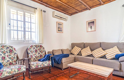 Arriate House | Beautiful spacious house in extensive landscape with private pool and spacious terraces.