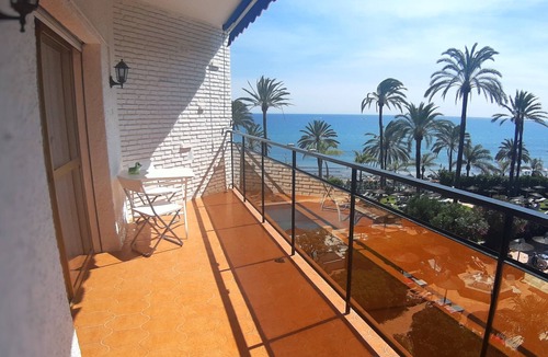 Marbella Seafront Promenade Apartment | Beautiful Studio on the beach in the centre of Marbella in the exclusive SKOL