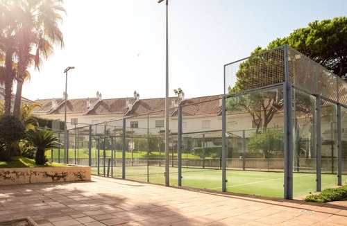 Nuevo Portil House | Beautiful townhouse near golf course and beach!