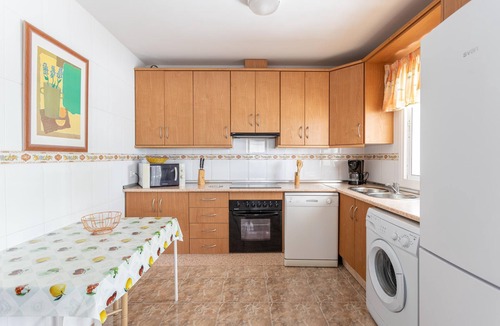 Torrox House | Beautiful Vacation Home “Villa Benama”, with Mountain and Sea View