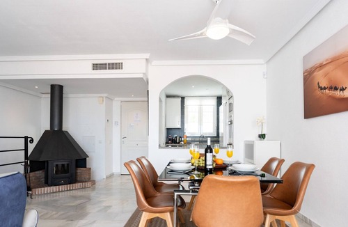 Torrequebrada Ski Chalet | Beautiful views family townhouse steps from the BEACH REF018
