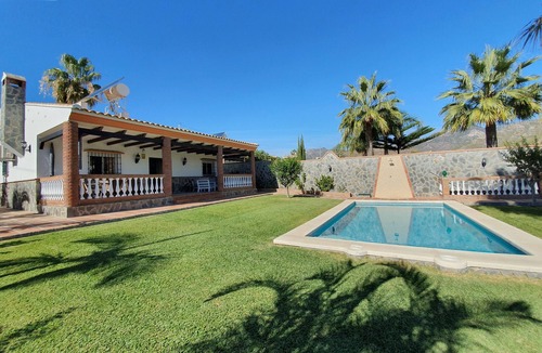 Frigiliana Villa | Beautiful Villa With Air Conditioning, WIFI Internet, Private Pool And Gardens
