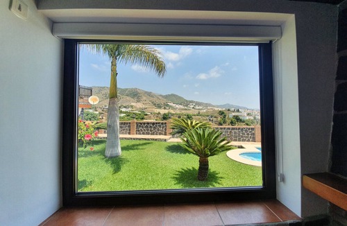 Frigiliana Villa | Beautiful Villa With Heated* Pool & Jacuzzi, Air Conditioning, WIFI Internet