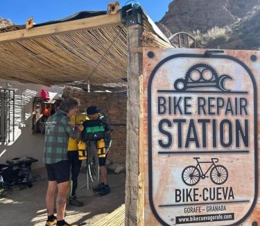 Gorafe House | Bike Cueva - Badlands