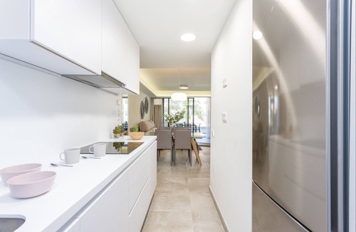 Estepona Apartment | Blue Infinity Luxury Apartment by GHR Rentals