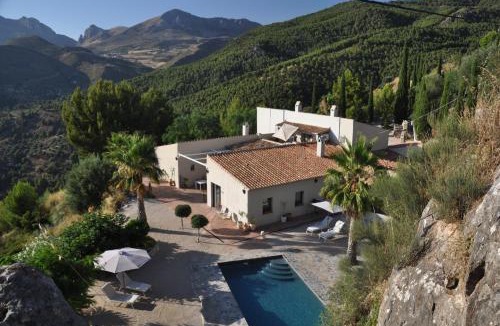 Alcaucin Bed & Breakfast | Boutique B&B El Refugio