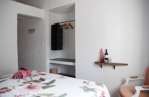 Alcaucin Bed & Breakfast | Boutique B&B El Refugio