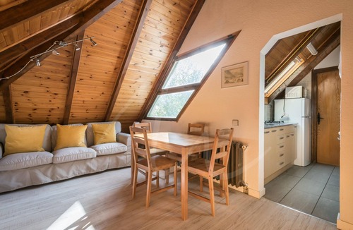 Garos Apartment | Brahets