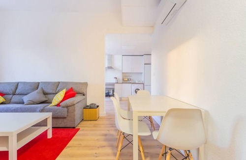 Santa Lucia Apartment | Brand new penthouse with port views, wifi and parking