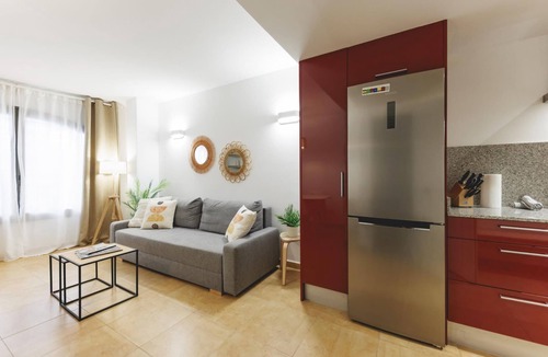 el Mercadal Apartment | Bravissimo Plaça Catalunya, apartment with terrace