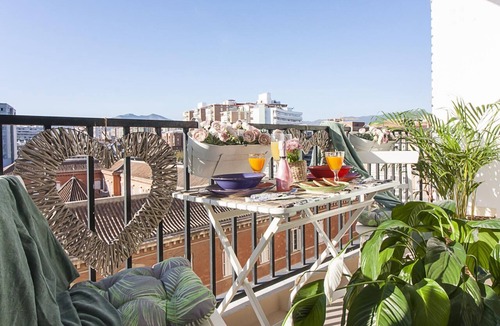 Explanada de la Estacion Apartment | Bright 2-Bedroom Apartment Near Beach and Train Station in Central Málaga