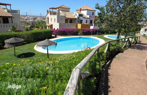 Costa Esuri Ski Chalet | Bright 3-Bedroom Townhouse Las Lomas BAU01