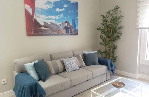 Bilbao Old Town Apartment | Bright and quiet, Casco Viejo, Mercado de la Ribera