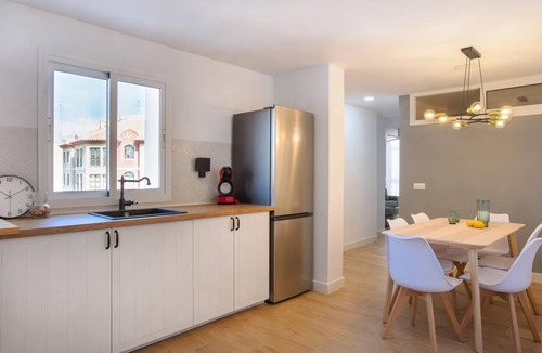 La Goleta Apartment | Bright and well-equipped apartment in the center
