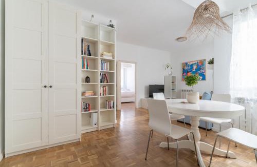 Arganzuela Apartment | Bright apartment-2Bedrooms 1Bathroom-Delicias