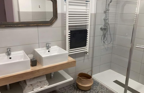 Bullas Apartment | Bright Apartment in the Center of Bullas