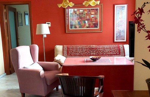 Triana Apartment | Bright apartment in Triana, pets allowed