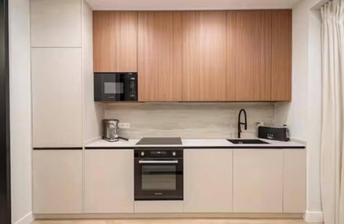 Rivas-Vaciamadrid Apartment | Bright Designer Apartment Near Gran Vía & Plaza de España 3 Bedrooms