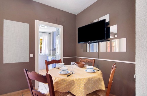 Isla Cristina House | Bright Duplex on Golf Course with Shared Pool, Private Terrace, and Air Conditioning