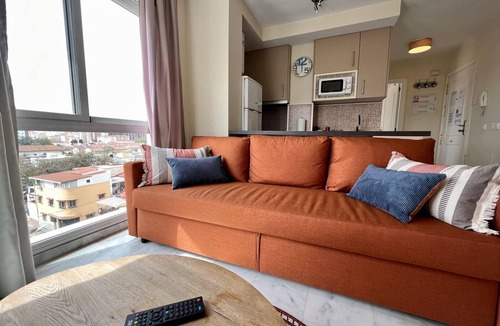 Bailen-Miraflores Apartment | Bright Penthouse with Terrace and Wi-Fi in Malaga