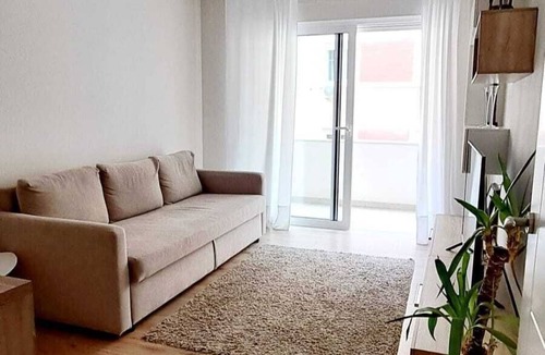 Poligono Alameda Apartment | Bright Soho Apartment with balcony in a residential neighborhood
