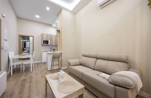 Cadiz Apartment | "Brisas de Cádiz 3" Apartment with Wi-Fi and Air Conditioning