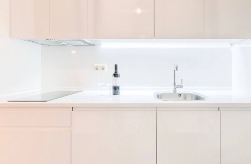 Toledo City Center Apartment | ~BRONZE~ by myhomeintoledo.com