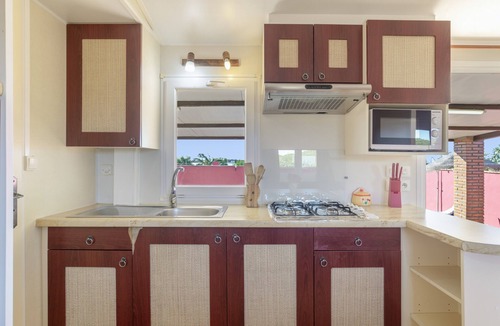 Campano House | Bungalow 'Mis Niñas 2' with Private Pool, Wi-Fi and Air Conditioning