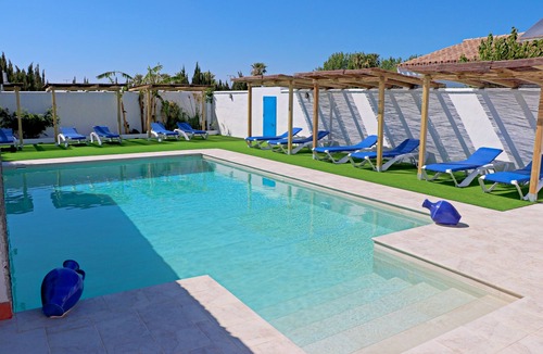 Conil de la Frontera House | Bungalow with shared pool and free Wi-Fi