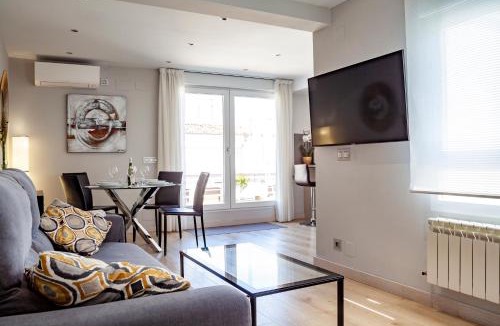 Leon City Centre Apartment | BURGO NUEVO Ático de lujo en pleno centro con terraza y vistas by leonapartamentos
