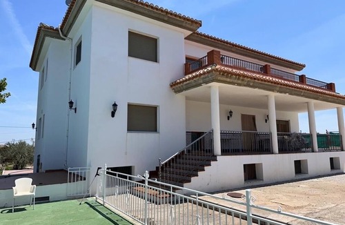 Baza Cottage | C. Rural a 5 Min. del Parque Natural Sierra de Baza , Ideal Para Familias