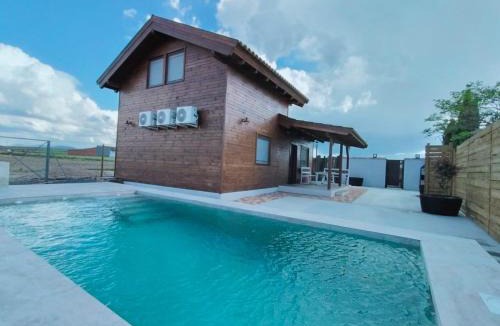 Totanes Ski Chalet | Cabaña AlMa