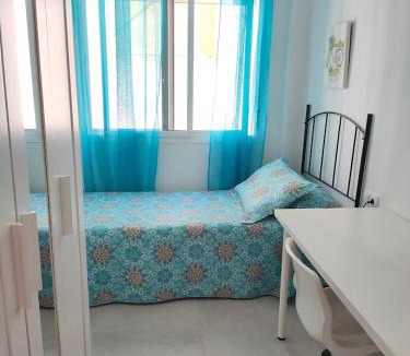 Puerto Real Apartment | Cadizz Escolano - Ideal familias PetfrindlyWiFi, AC