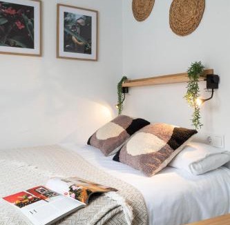 Leon XIII-Los Naranjos Apartment | Calma Muralla House-Two bedrooms & two bathrooms