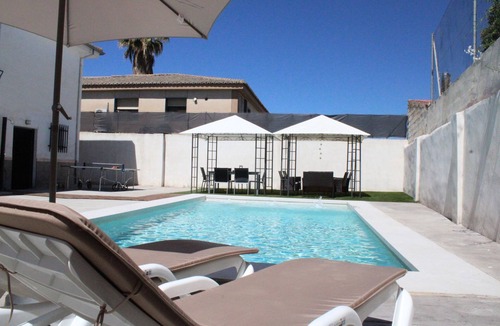 Cijuela Ski Chalet | Can Guzmu villa with pool 20 min from downtown