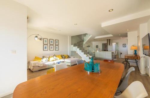 Tarifa Ski Chalet | Caracolas Luxury House Duplex