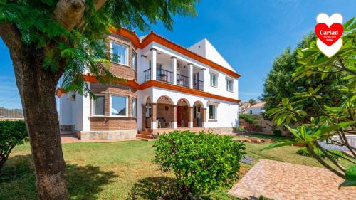 La Cala del Moral Bed & Breakfast | Cariad Boutique Bed & Breakfast
