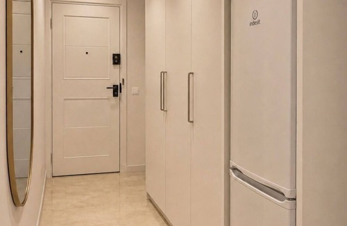 Torremolinos Apartment | Carihuela Beach, CASTILLO DE SANTA CLARA, wifi, swimming pool