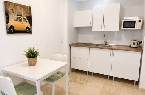 Torremolinos Apartment | Carihuela Beach, CASTILLO DE SANTA CLARA, wifi, swimming pool